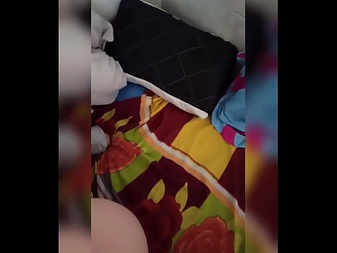 ❤️ Nag-iisa ang kasama ko sa bahay dahil nagbabakasyon ang kanyang asawa at sinasamantala ko ang pagkakataon na sipain siya at punuin ng gatas ang kanyang puwet. ❤️❌ dekalidad na porn sa amin