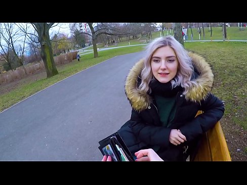 ❤️ Nilulon ang mainit na cum ng isang estranghero para sa pera - blowjob sa parke ni Eva Elfie ❤️❌ dekalidad na porn sa amin